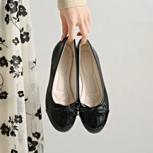 Round Toe Flat Shoes
